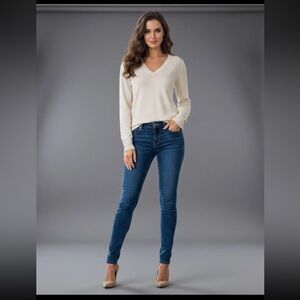 Lochmere Womens V-Neck Long Sleeve Cashmere Sweater Cream Ivory 10